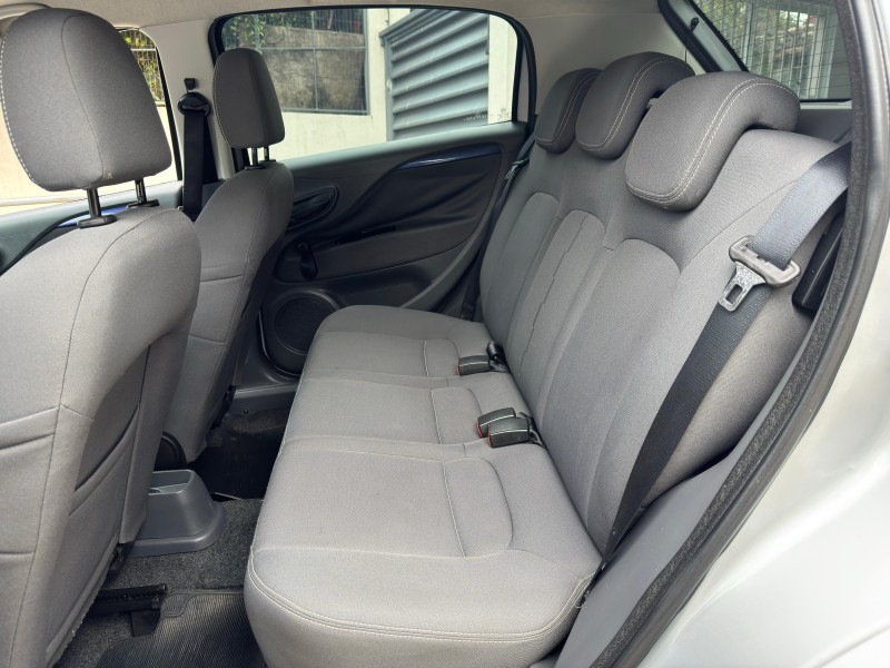 PUNTO 1.4 ATTRACTIVE 8V FLEX 4P MANUAL - 2013 - BENTO GONçALVES