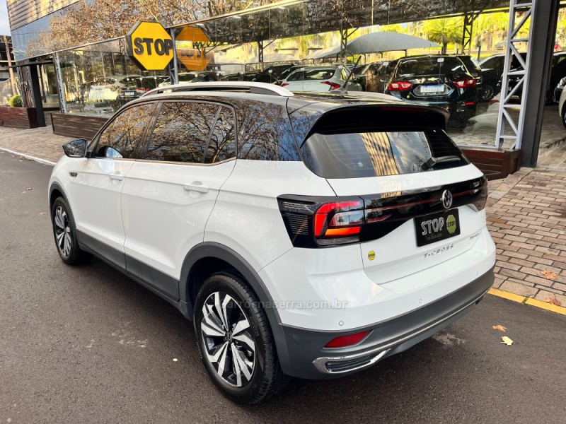 T-CROSS 1.4 HIGHLINE TSI 16V FLEX 4P AUTOMÁTICO - 2022 - DOIS IRMãOS