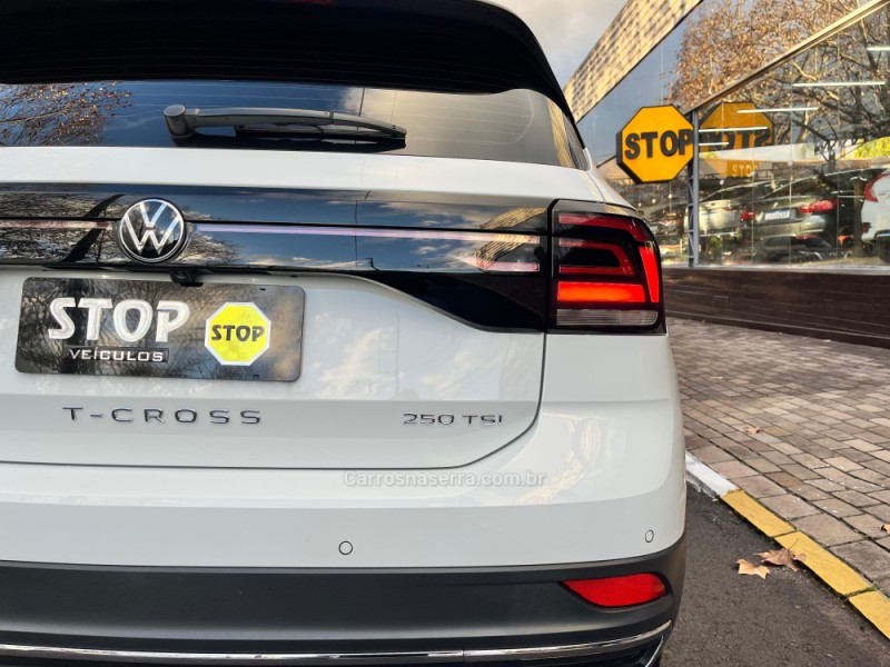 T-CROSS 1.4 HIGHLINE TSI 16V FLEX 4P AUTOMÁTICO - 2022 - DOIS IRMãOS