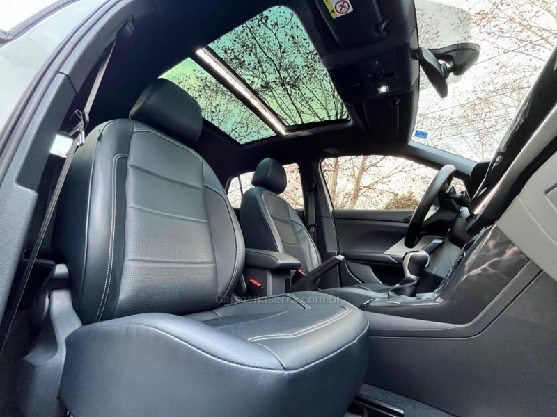 T-CROSS 1.4 HIGHLINE TSI 16V FLEX 4P AUTOMÁTICO - 2022 - DOIS IRMãOS