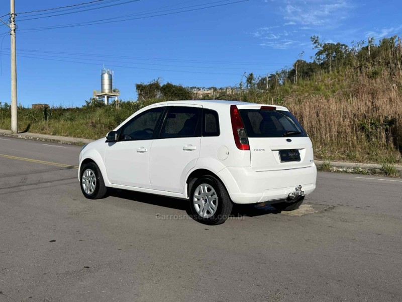 FIESTA 1.6 ROCAM 8V FLEX 4P MANUAL - 2013 - BENTO GONçALVES