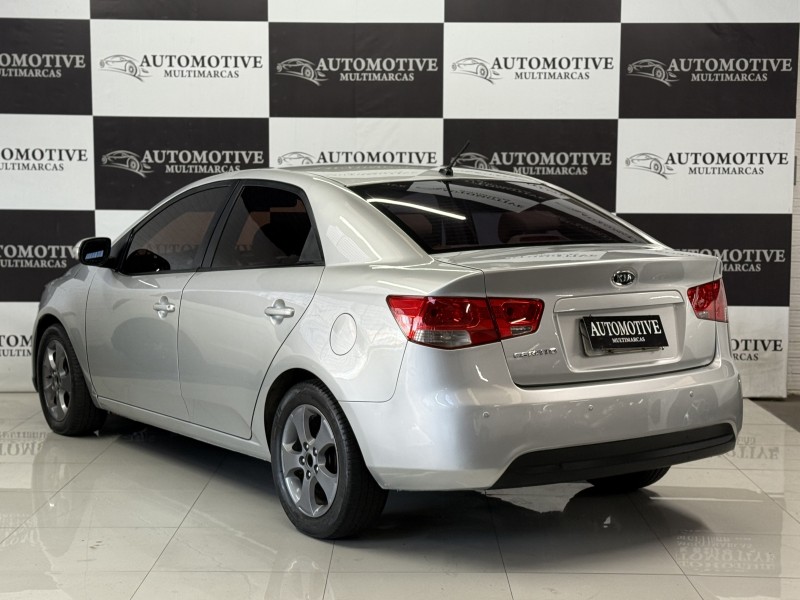 CERATO 1.6 EX2 SEDAN 16V GASOLINA 4P MANUAL - 2010 - CAXIAS DO SUL