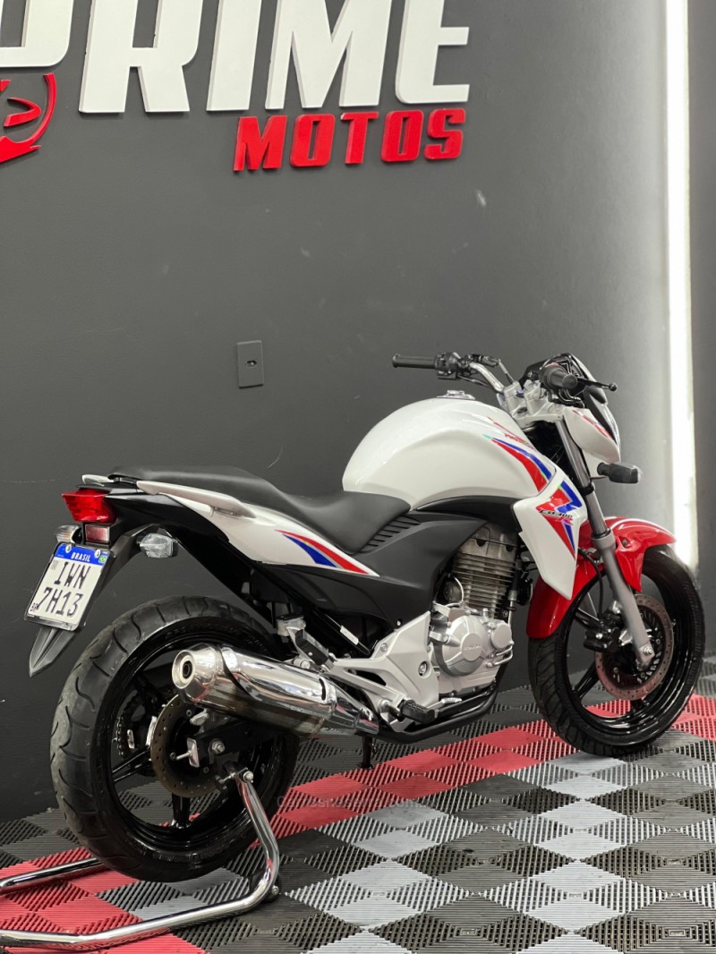 CB 300R  - 2015 - NOVO HAMBURGO