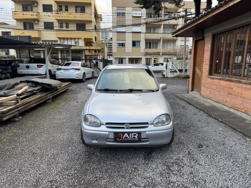 CORSA 1.6 MPFI GL 8V GASOLINA 4P MANUAL - 1998 - GARIBALDI
