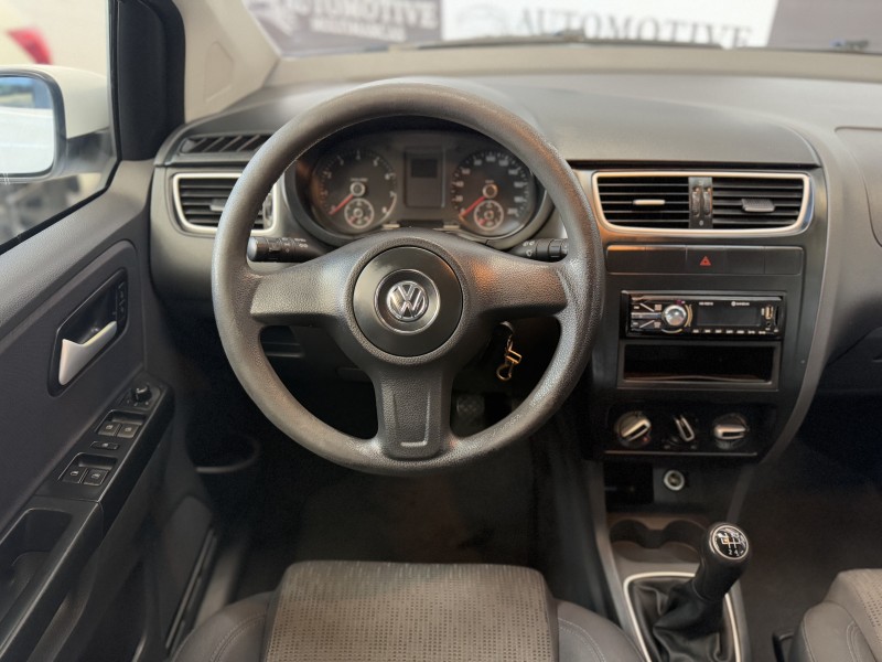 FOX 1.0 MI 8V FLEX 4P MANUAL - 2013 - CAXIAS DO SUL
