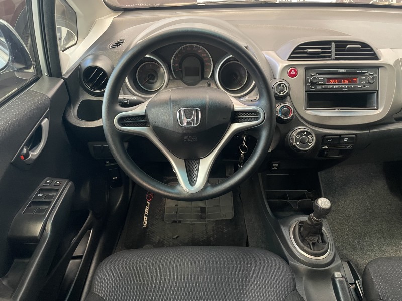 FIT 1.4 LX 8V GASOLINA 4P MANUAL - 2009 - CAXIAS DO SUL
