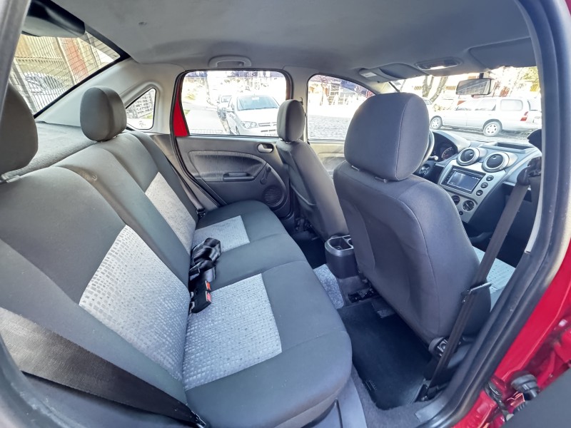 FIESTA 1.6 MPI CLASS SEDAN 8V FLEX 4P MANUAL - 2014 - CAXIAS DO SUL