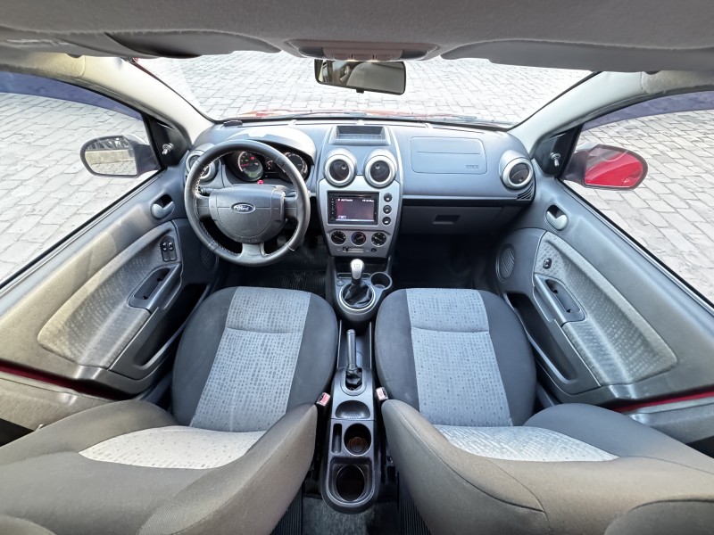 FIESTA 1.6 MPI CLASS SEDAN 8V FLEX 4P MANUAL - 2014 - CAXIAS DO SUL