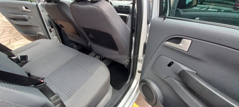 SPACEFOX 1.6 MI SPORTLINE 8V FLEX 4P MANUAL - 2010 - PICADA CAFé
