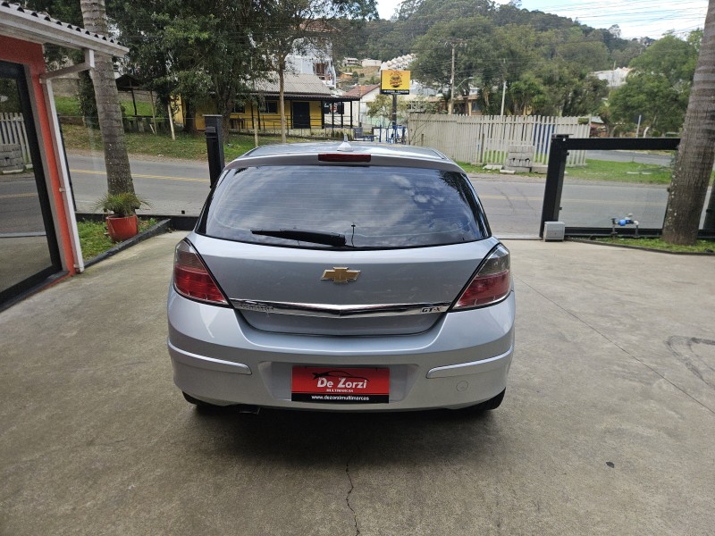 VECTRA 2.0 MPFI GT-X HATCH 8V FLEX 4P MANUAL - 2011 - CAXIAS DO SUL