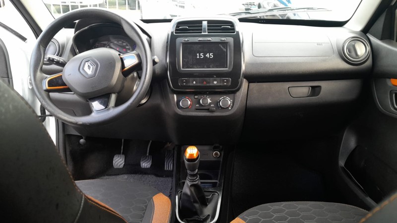 KWID 1.0 12V OUTSIDER FLEX 4P MANUAL - 2020 - FARROUPILHA