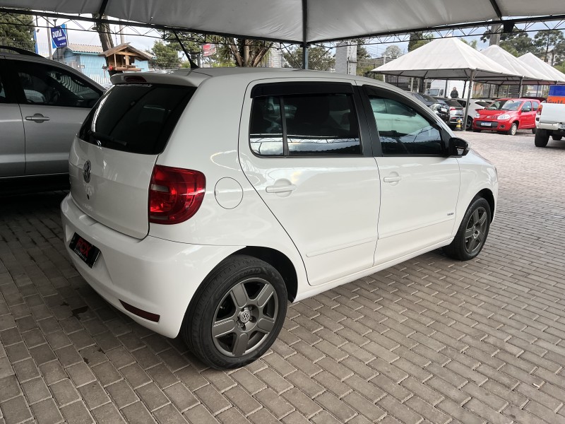 FOX 1.6 MI 8V FLEX 4P MANUAL - 2014 - CAXIAS DO SUL