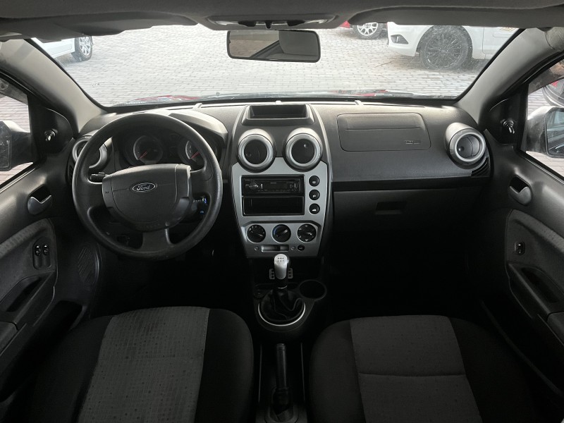 FIESTA 1.6 ROCAM SEDAN 8V FLEX 4P MANUAL - 2012 - CAXIAS DO SUL