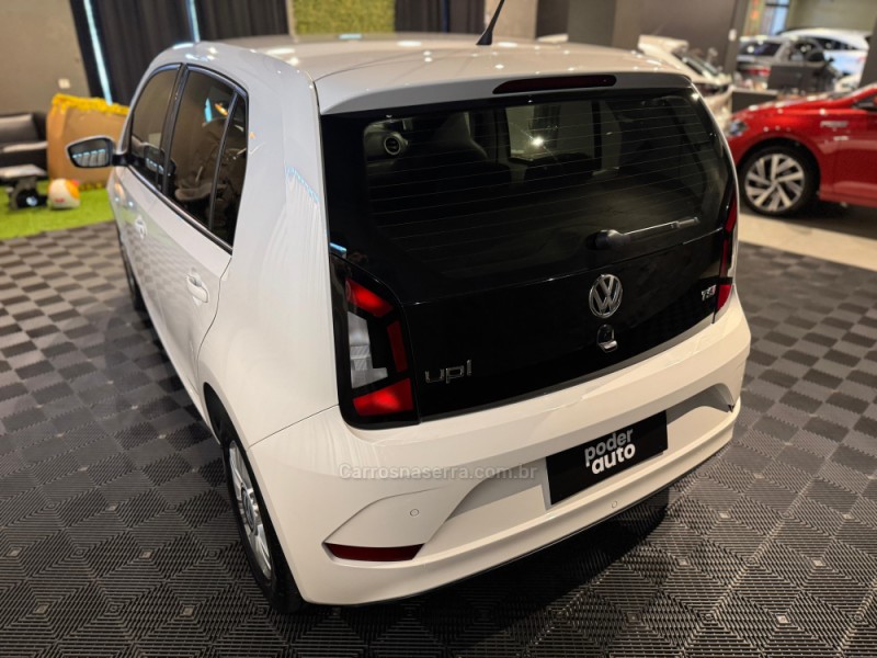 UP 1.0 TSI MOVE UP 12V FLEX 4P MANUAL - 2018 - FARROUPILHA