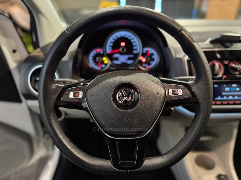 UP 1.0 TSI MOVE UP 12V FLEX 4P MANUAL - 2018 - FARROUPILHA