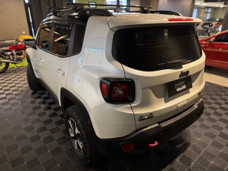 RENEGADE 2.0 16V TURBO DIESEL TRAILHAWK 4P 4X4 AUTOMÁTICO - 2021 - FARROUPILHA