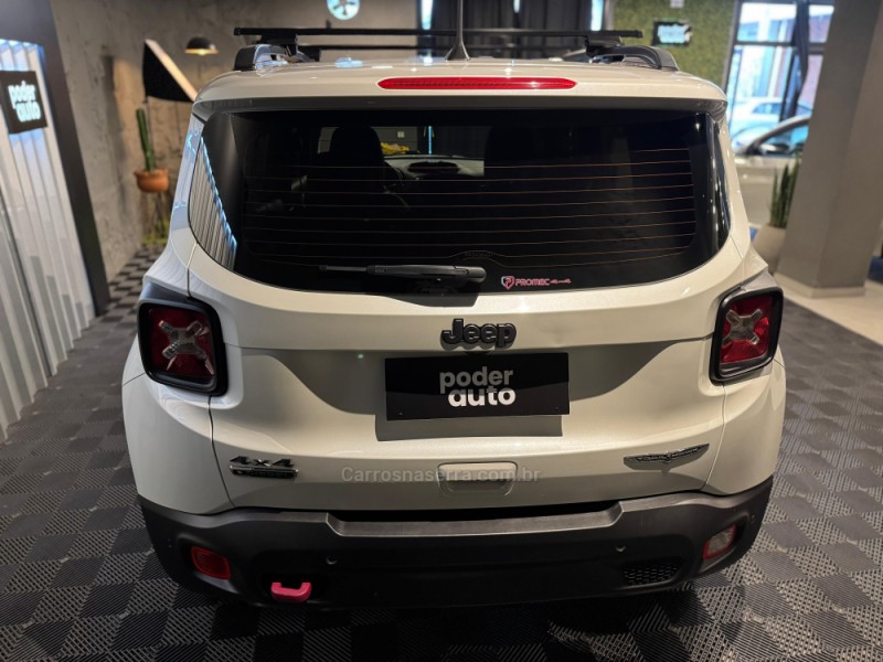 RENEGADE 2.0 16V TURBO DIESEL TRAILHAWK 4P 4X4 AUTOMÁTICO - 2021 - FARROUPILHA