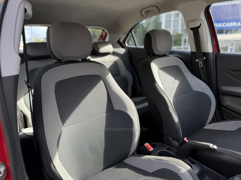 ONIX 1.0 LT 12V FLEX 4P MANUAL - 2016 - PAROBé