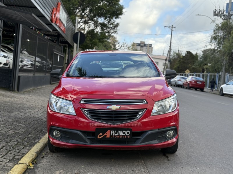 ONIX 1.0 LT 12V FLEX 4P MANUAL - 2016 - PAROBé