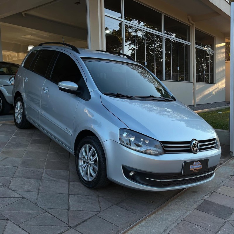 SPACEFOX 1.6 MI TREND 8V FLEX 4P MANUAL - 2013 - NOVA PETRóPOLIS