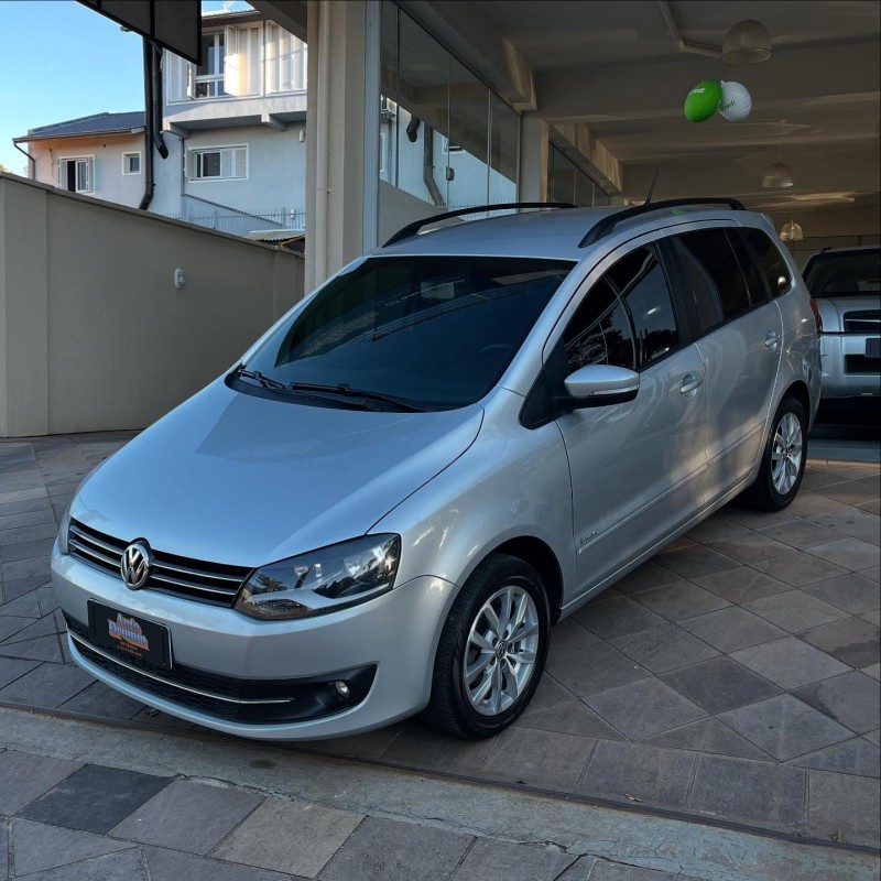 SPACEFOX 1.6 MI TREND 8V FLEX 4P MANUAL - 2013 - NOVA PETRóPOLIS