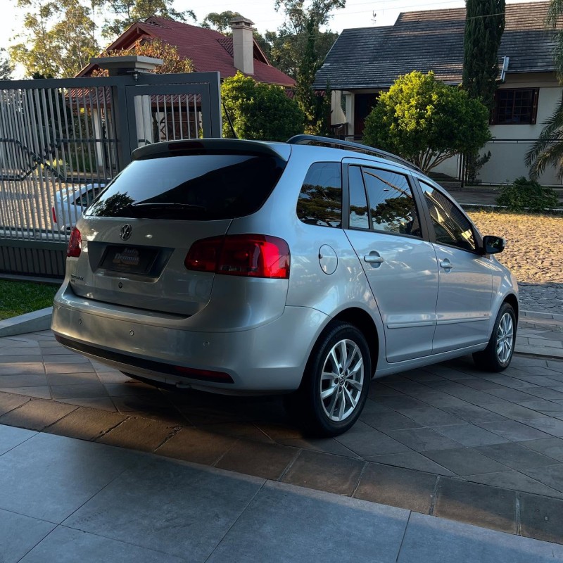 SPACEFOX 1.6 MI TREND 8V FLEX 4P MANUAL - 2013 - NOVA PETRóPOLIS