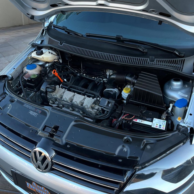 SPACEFOX 1.6 MI TREND 8V FLEX 4P MANUAL - 2013 - NOVA PETRóPOLIS