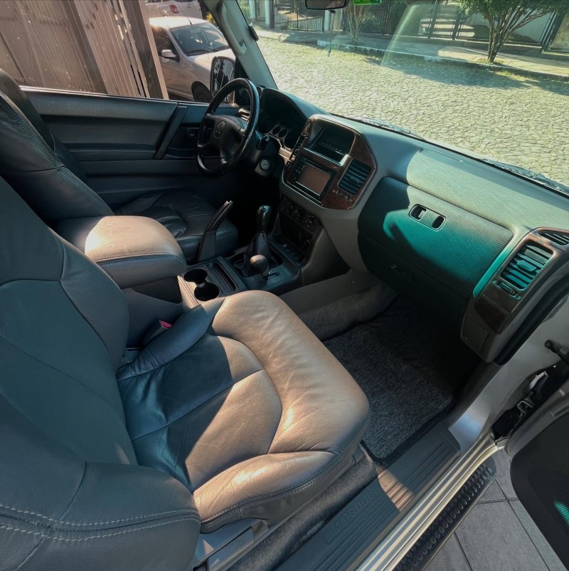 PAJERO FULL 3.0 GLS 4X4 V6 24V GASOLINA 2P AUTOMÁTICO - 2001 - NOVA PETRóPOLIS