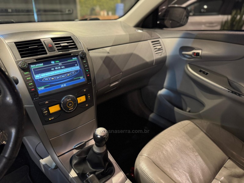 COROLLA 1.8 XEI 16V FLEX 4P MANUAL - 2010 - FARROUPILHA