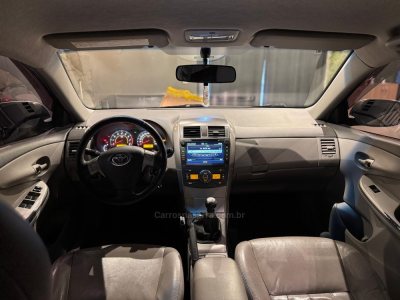 COROLLA 1.8 XEI 16V FLEX 4P MANUAL - 2010 - FARROUPILHA