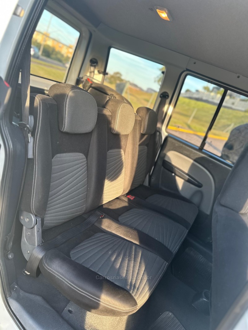 DOBLÓ 1.8 ELX 8V FLEX 4P MANUAL 7 LUGARES - 2015 - NOVO HAMBURGO