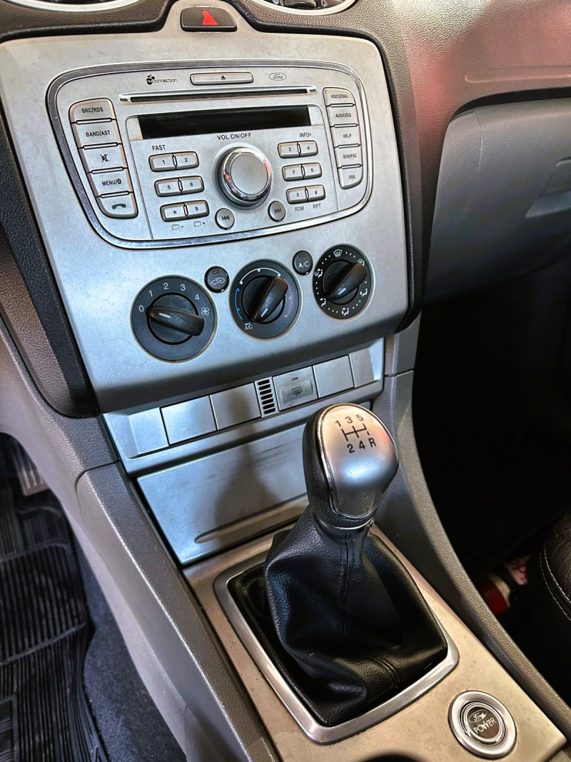 FOCUS 2.0 GLX 16V FLEX 4P MANUAL - 2013 - SãO SEBASTIãO DO CAí