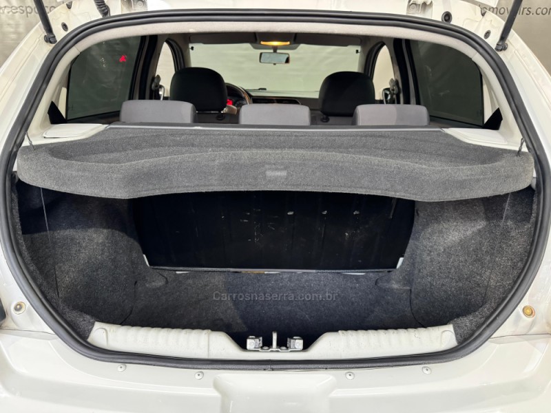 GOL 1.0 12V MPI TOTALFLEX 4P MANUAL - 2023 - NOVA PRATA
