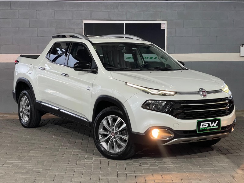 TORO 2.0 16V TURBO DIESEL VOLCANO AT9 4X4 AUTOMÁTICO - 2019 - CAXIAS DO SUL