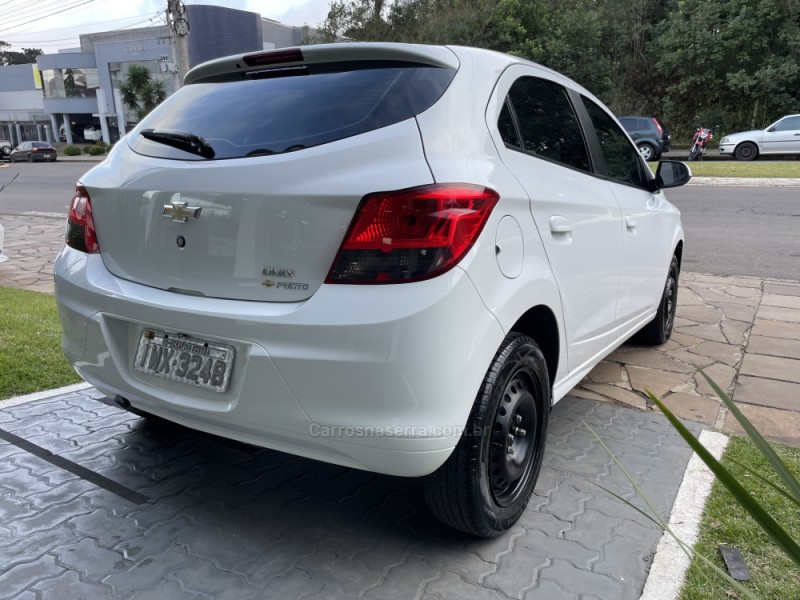 ONIX 1.4 MPFI LT 8V FLEX 4P MANUAL - 2016 - GUAPORé