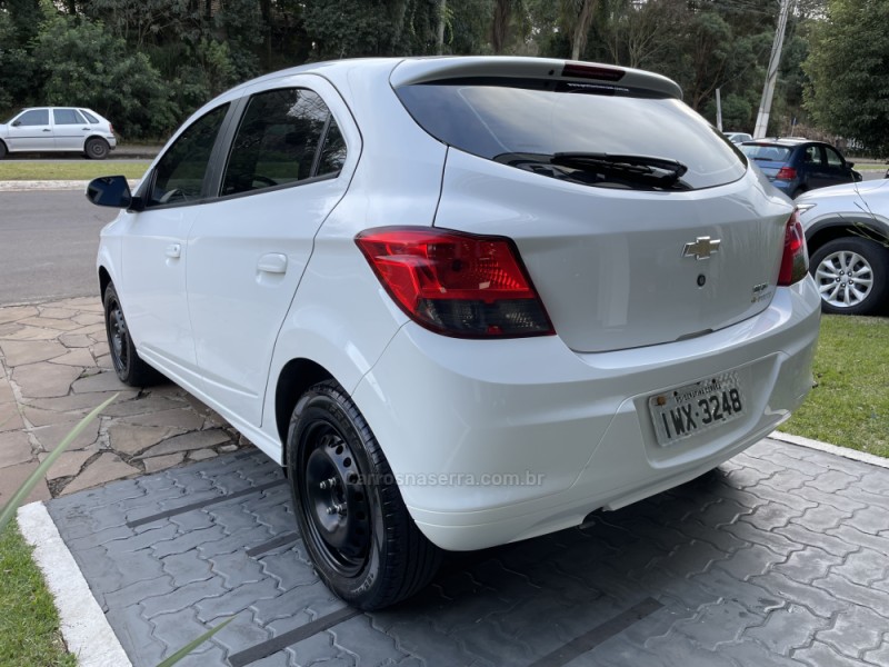 ONIX 1.4 MPFI LT 8V FLEX 4P MANUAL - 2016 - GUAPORé