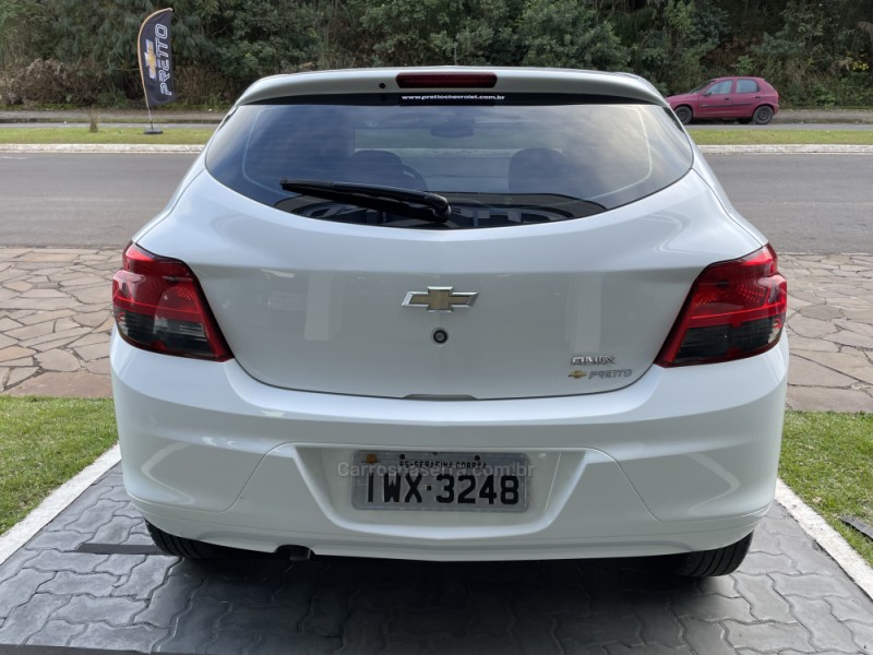 ONIX 1.4 MPFI LT 8V FLEX 4P MANUAL - 2016 - GUAPORé