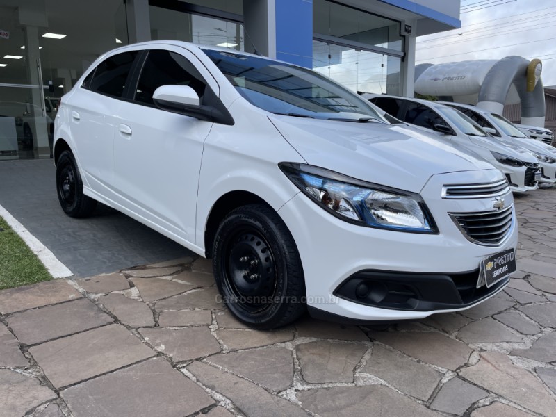 ONIX 1.4 MPFI LT 8V FLEX 4P MANUAL - 2016 - GUAPORé