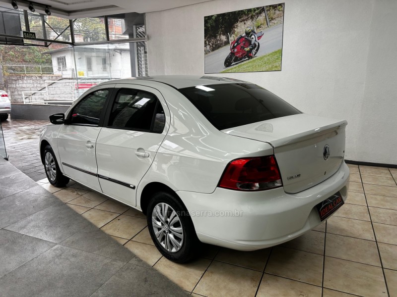 VOYAGE 1.6 MI COMFORTLINE 8V FLEX 4P MANUAL - 2010 - CAXIAS DO SUL