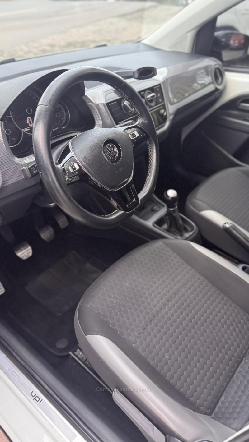 UP 1.0 TSI CROSS 12V FLEX 4P MANUAL - 2018 - CAXIAS DO SUL