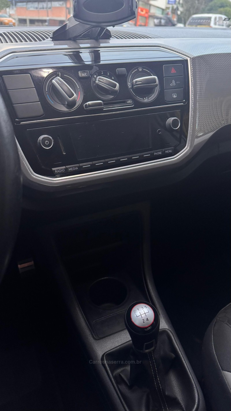 UP 1.0 TSI CROSS 12V FLEX 4P MANUAL - 2018 - CAXIAS DO SUL