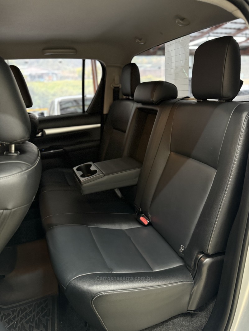 HILUX 2.8 SRV 4X4 CD 16V DIESEL 4P AUTOMÁTICO - 2017 - FARROUPILHA