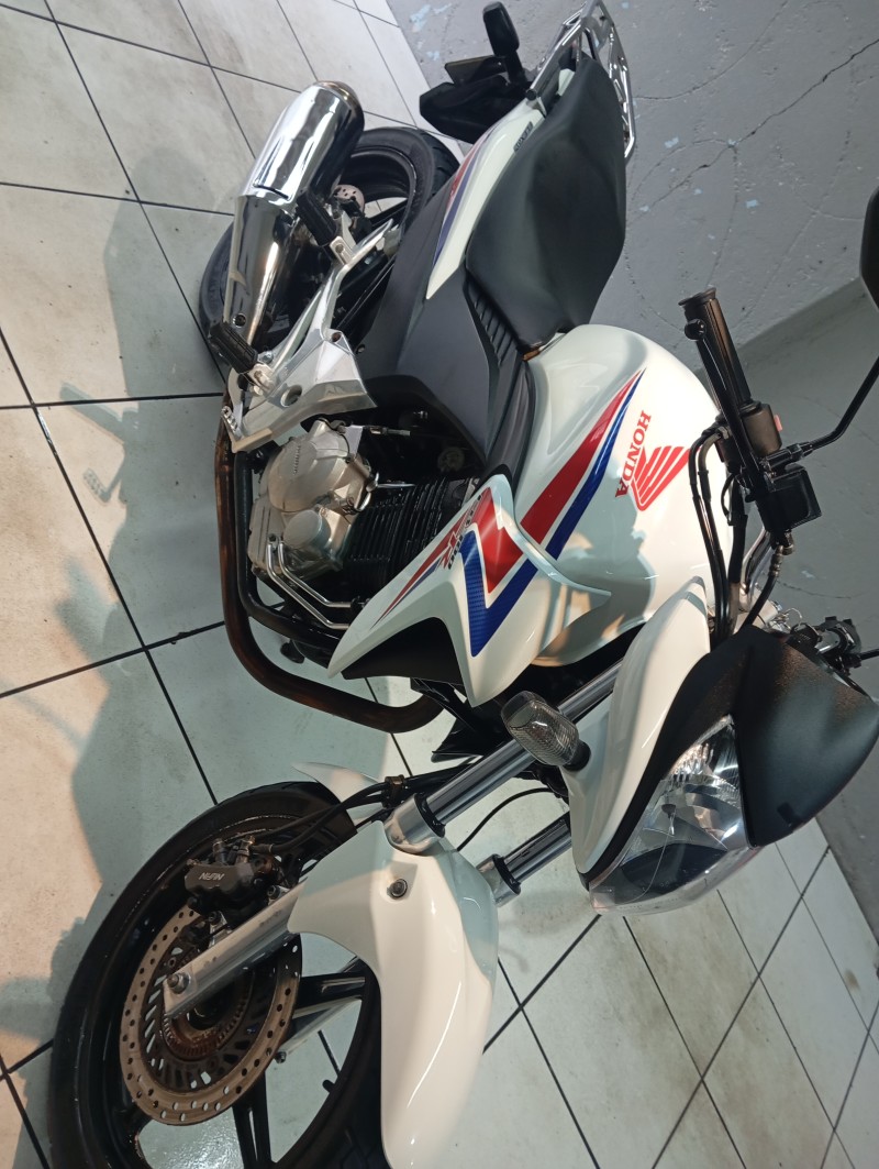 CB 300R ABS - 2015 - CAXIAS DO SUL