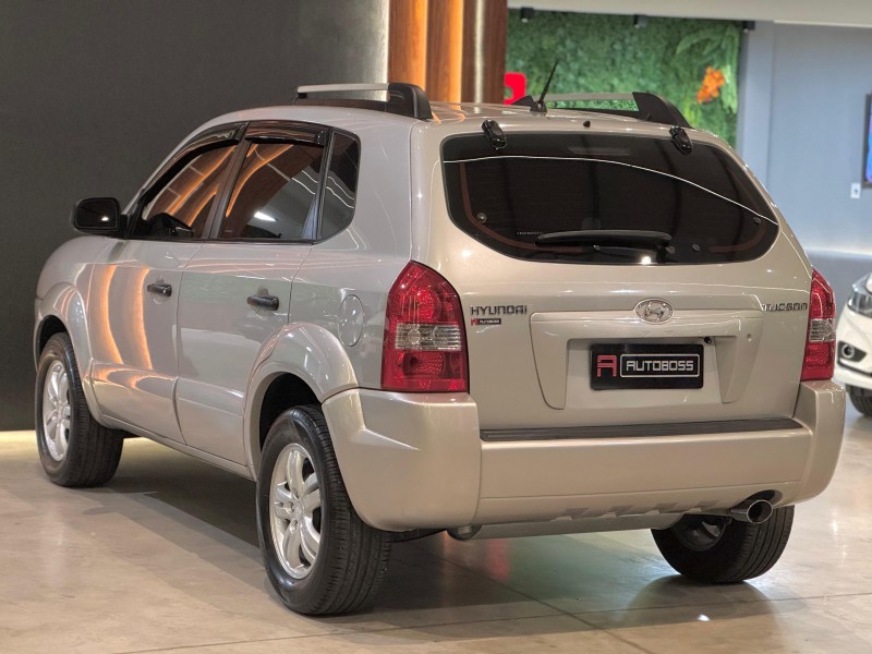 TUCSON 2.0 MPFI GL 16V 142CV 2WD GASOLINA 4P MANUAL - 2007 - NOVO HAMBURGO