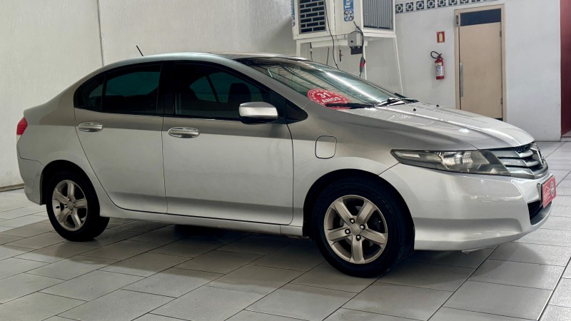 CITY 1.5 LX 16V FLEX 4P MANUAL - 2010 - ESTâNCIA VELHA