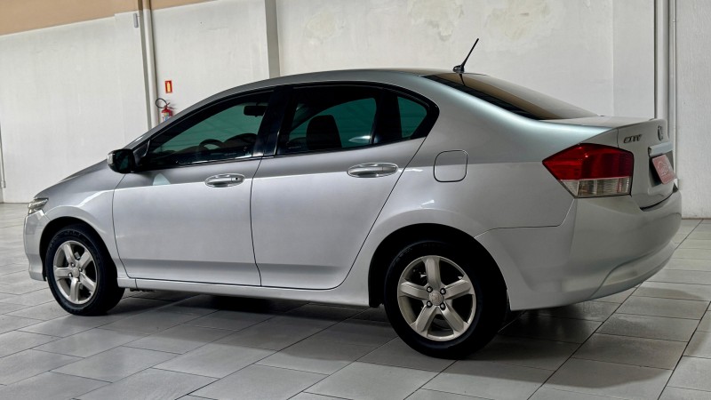 CITY 1.5 LX 16V FLEX 4P MANUAL - 2010 - ESTâNCIA VELHA