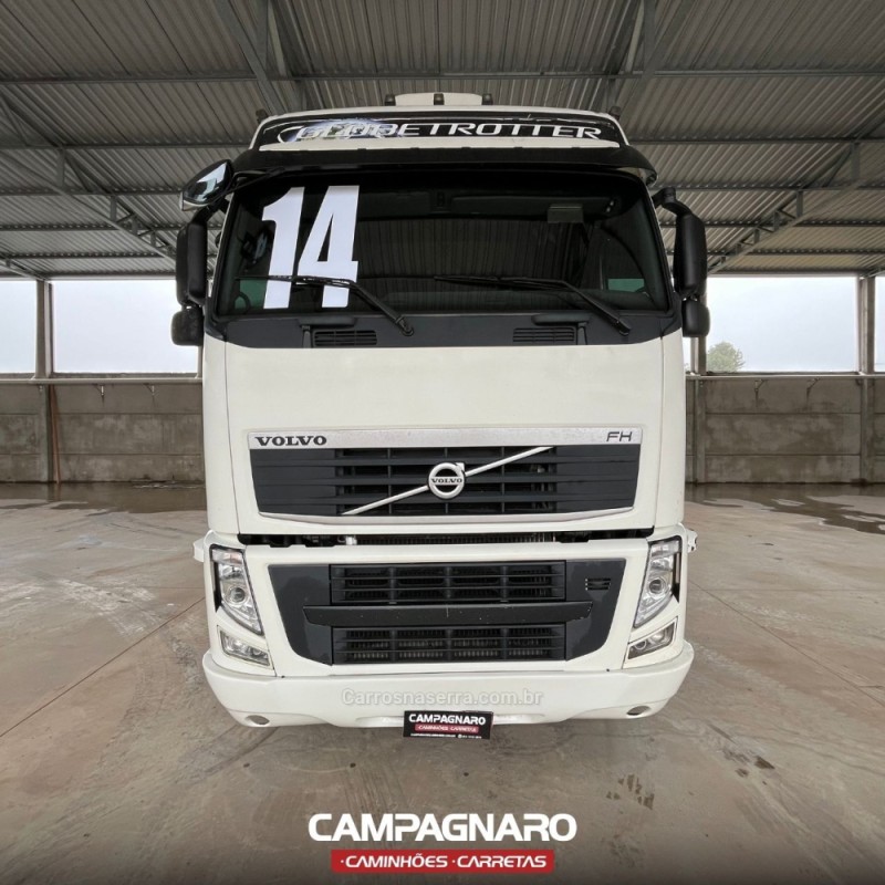 FH 460 GLOBETROTTER 6X2 - 2014 - VACARIA
