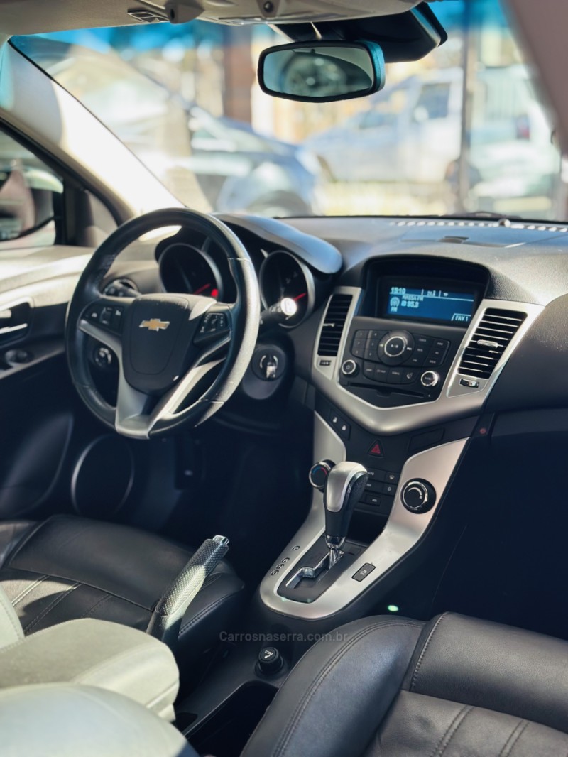 CRUZE 1.8 LT SPORT6 16V FLEX 4P AUTOMÁTICO - 2014 - CANELA