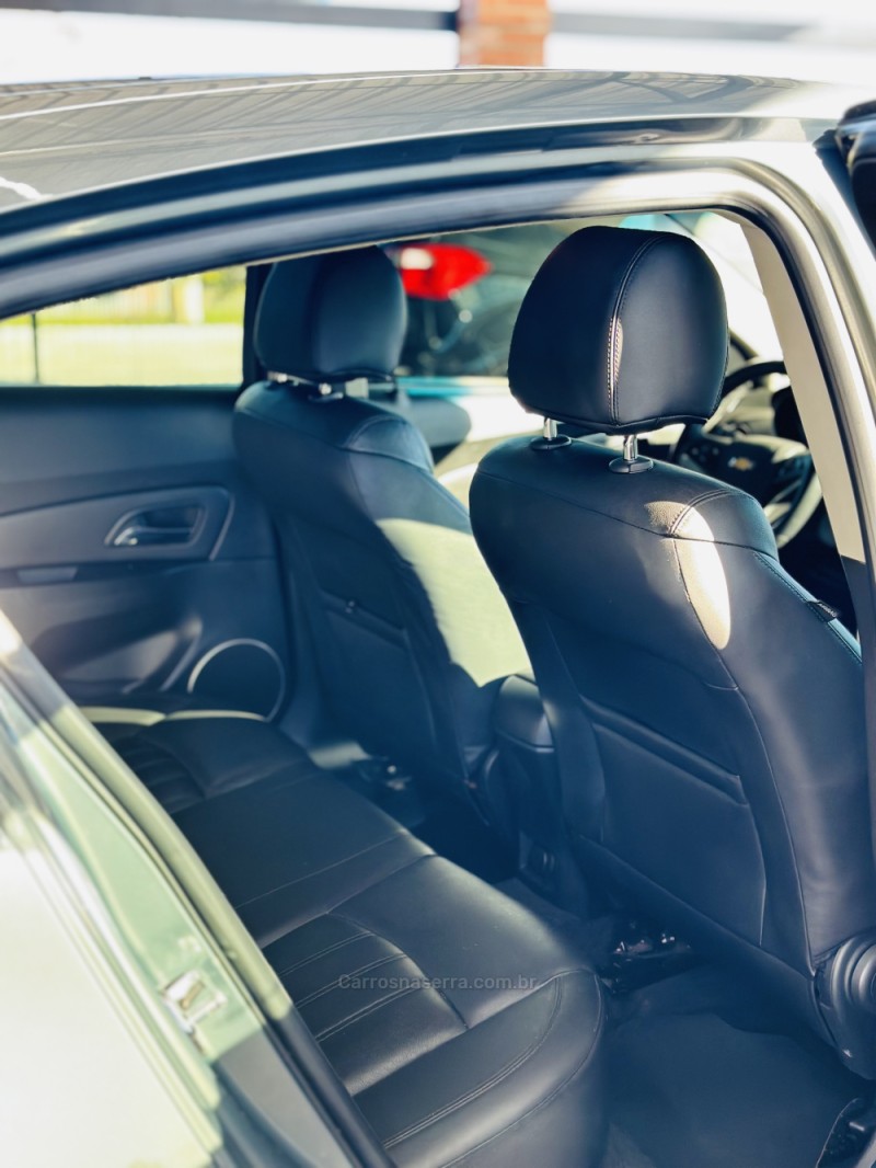 CRUZE 1.8 LT SPORT6 16V FLEX 4P AUTOMÁTICO - 2014 - CANELA