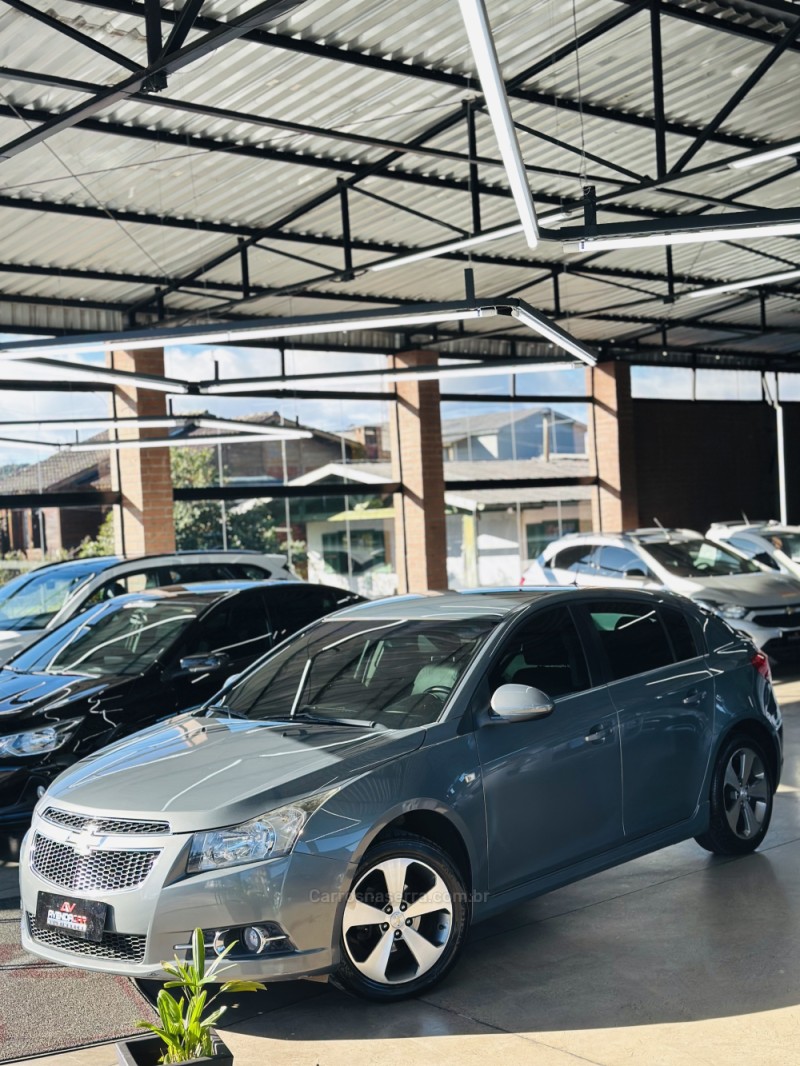 CRUZE 1.8 LT SPORT6 16V FLEX 4P AUTOMÁTICO - 2014 - CANELA